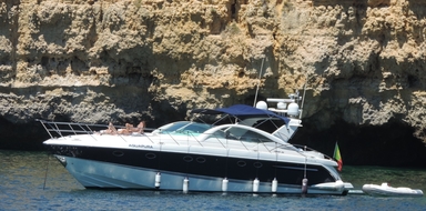 Private yacht charter in Cascais