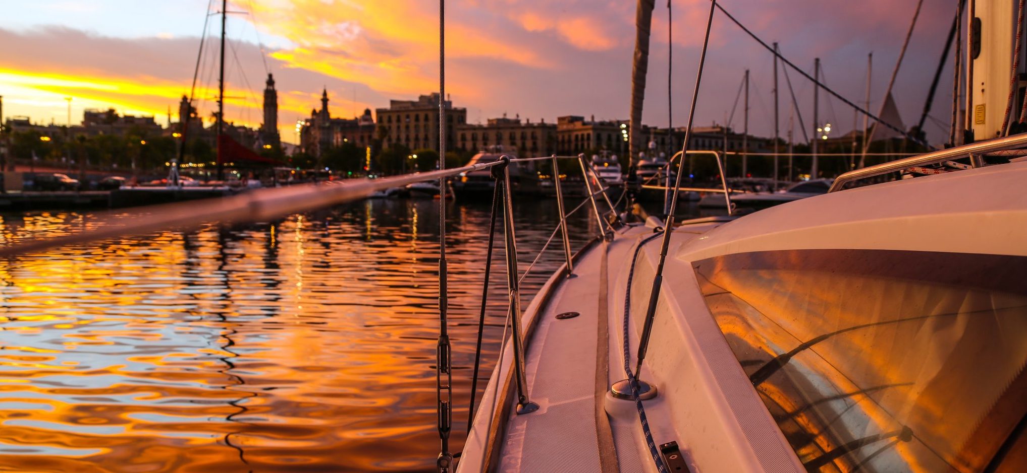 sunset boat trip barcelona
