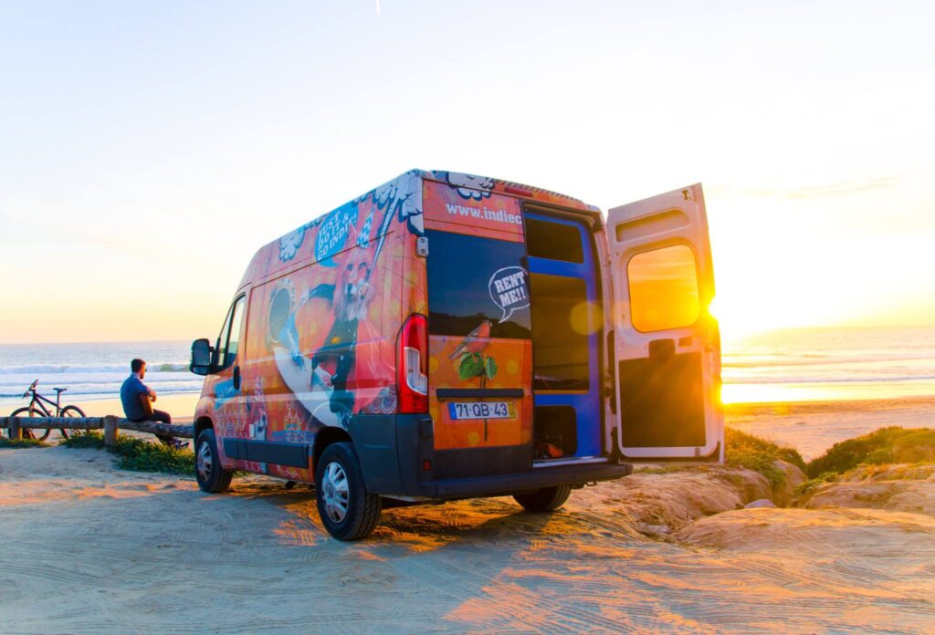 Tips for getting around in the Algarve - by cool camper