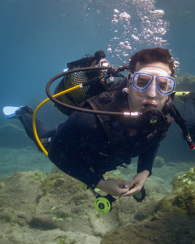 Breathing underwater is a crazy experience!