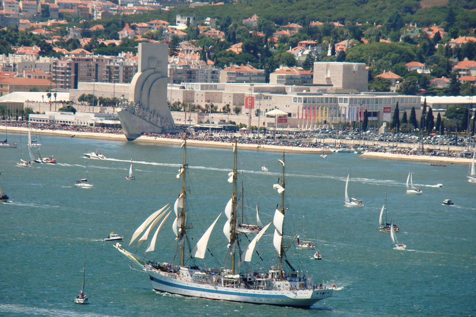 The tall ship races Lisboa