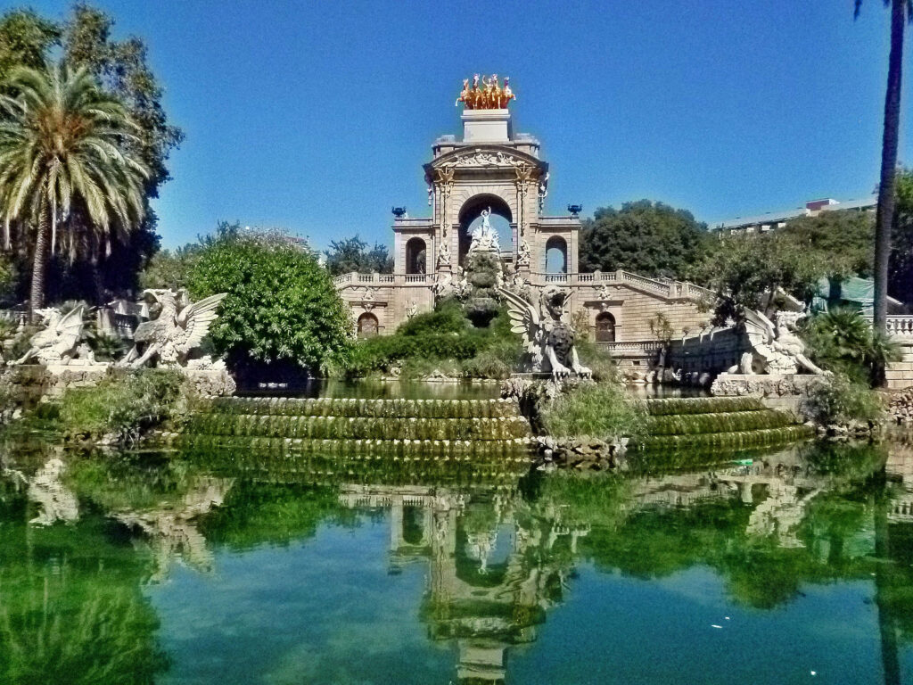 Welcome to lovely Parc Guell