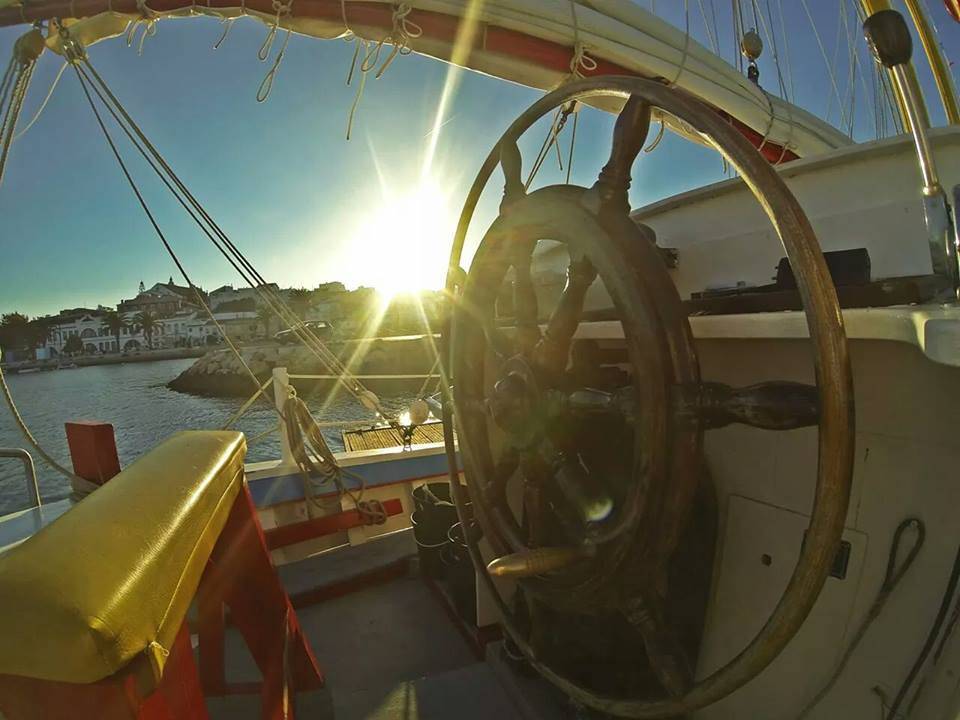 bomdia boat trips lagos