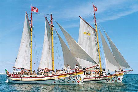 Boat trip in the baia de lagos