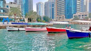 Private Boat Tour around Dubai Marina & JBR