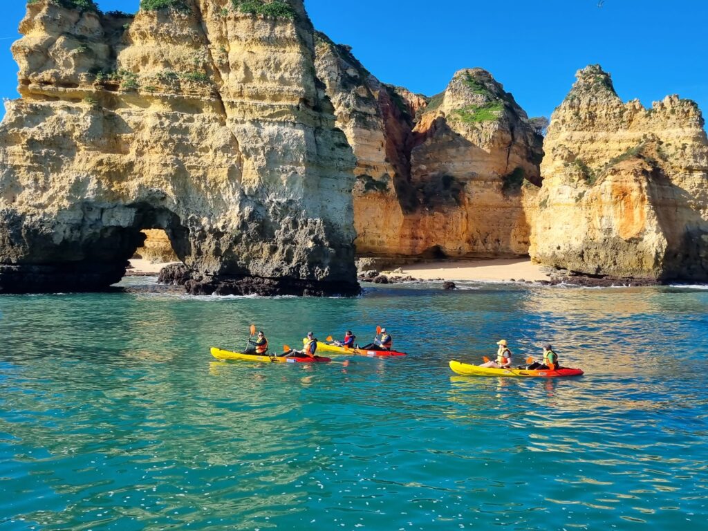 Excursión en kayak desde Marina de Lagos