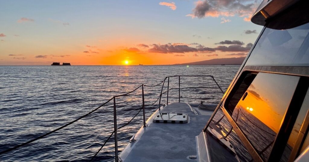 Private Katamaran-Kreuzfahrt bei Sonnenuntergang in Waikiki