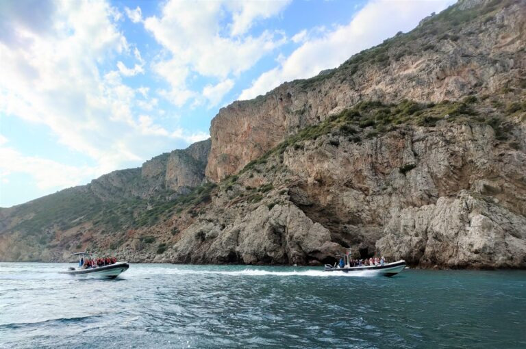 Boat tour from Sesimbra to Cabo Espichel