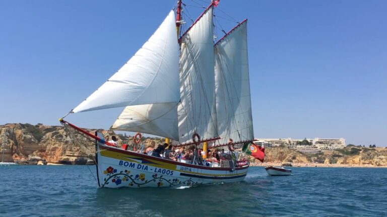 Viaje en velero a Lagos con almuerzo