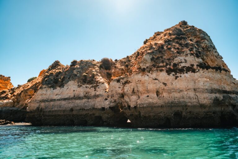 Recorrido en barco por la costa del Algarve