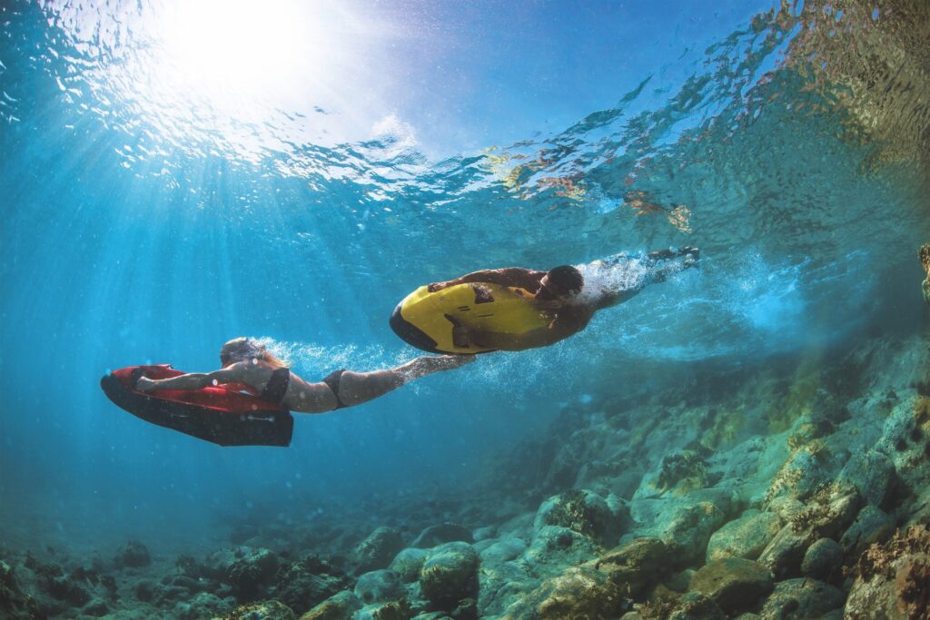 Bootstour mit luxuriösen Wasserspielzeugen auf Ibiza