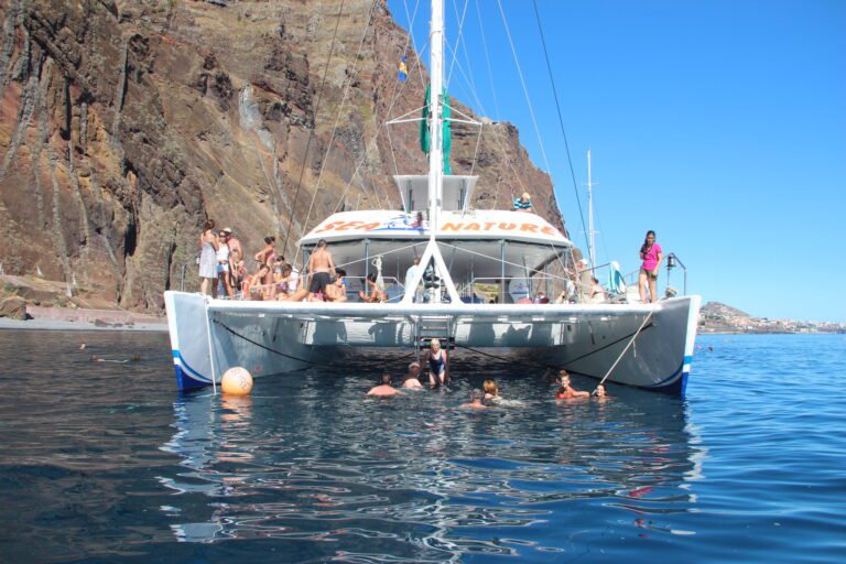 Boat tour to Desertas Islands in Madeira