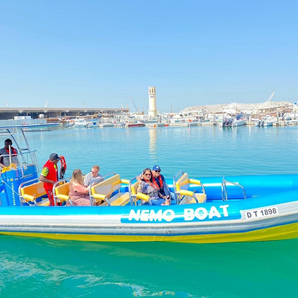 Paseo en barco por Dubai