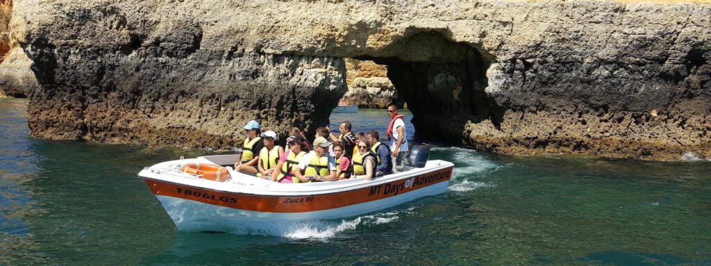 Excursión en barco a la gruta de Lagos