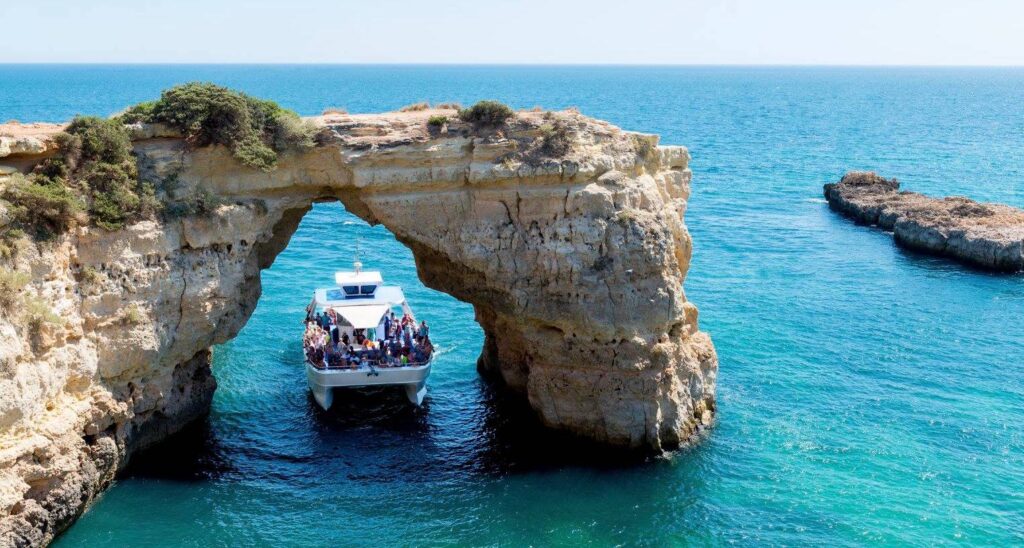 Catamaran charter in Vilamoura