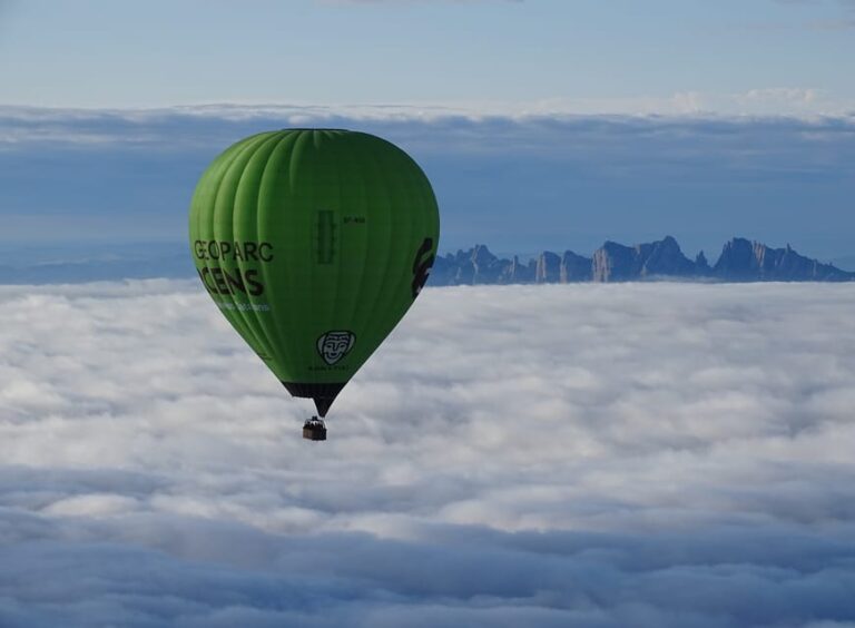 Hot Air Ballooning & Zeilavontuur vanuit Barcelona