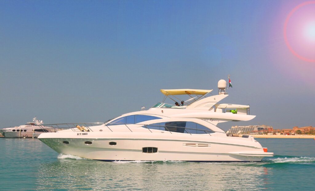 luxury boat in Dubai