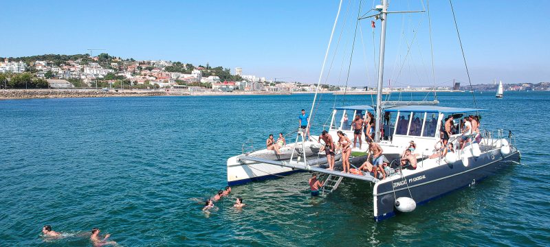 10105-boat-charter-in-lisbon-for-your-group-1659535312