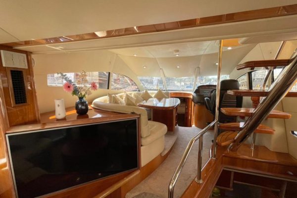 10269-private-charter-sunseeker-56ft-yacht-in-dubai-1661410224