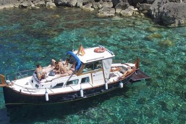 10522-classic-boat-rental-in-ibiza-1663678960