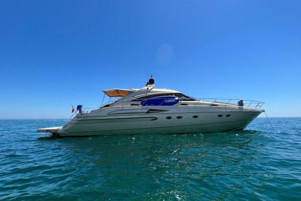 10877-vilamoura-yacht-hire-1674830815