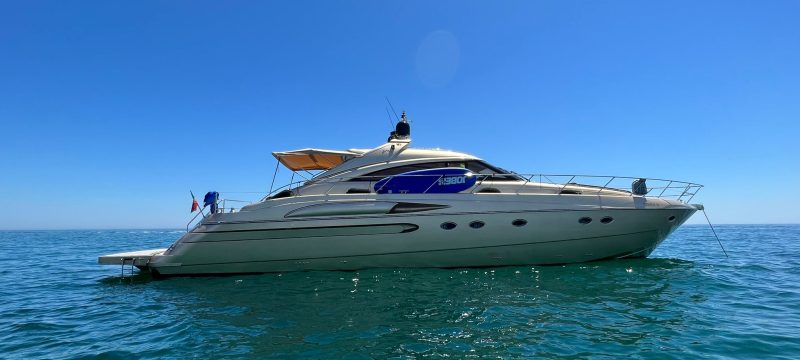 10877-vilamoura-yacht-hire-1674830815