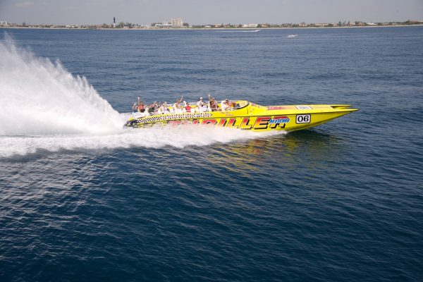 12655-speedboat-tour-around-miami-1671561492