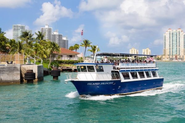 12658-sightseeing-boat-tour-in-miami-1671562398