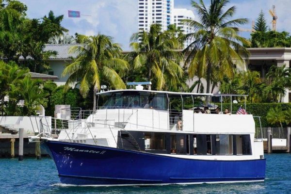 12659-sightseeing-boat-tour-in-miami-1671562398