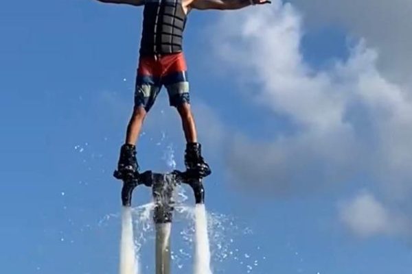 12742-flyboard-lesson-in-miami-1671707268