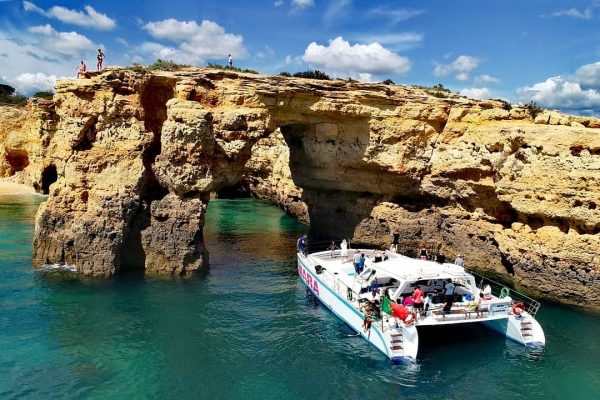 1406-catamaran-albufeira-benagil-1575397568