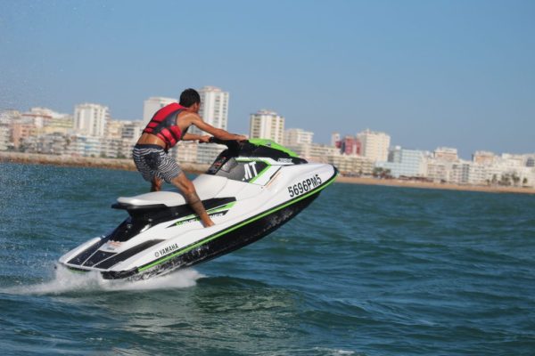 143-this-jet-ski-rental-includes-a-safety-briefing-as-well-as-a-short-introduction-on-how-to-use-the-jet-ski-1575396954