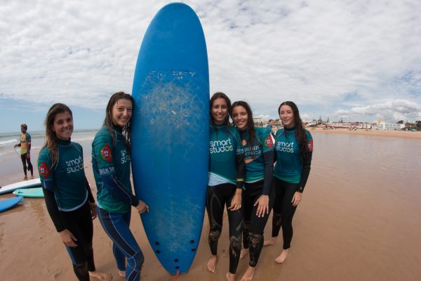 14583-surf-lesson-in-lisbon-carcavelos-1673624603