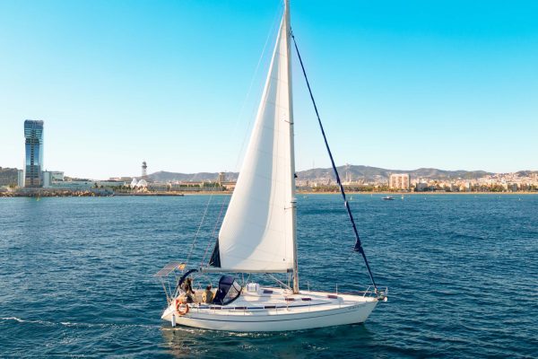 16746-magic-sailing-trip-in-barcelona-with-local-captain-1675780612