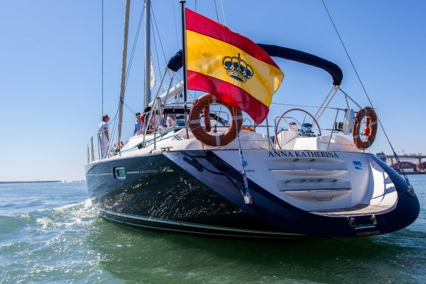 16916-private-luxurious-sailing-tour-in-barcelona-1676120330