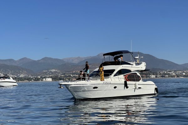 17164-rent-a-boat-in-marbella-1676281833