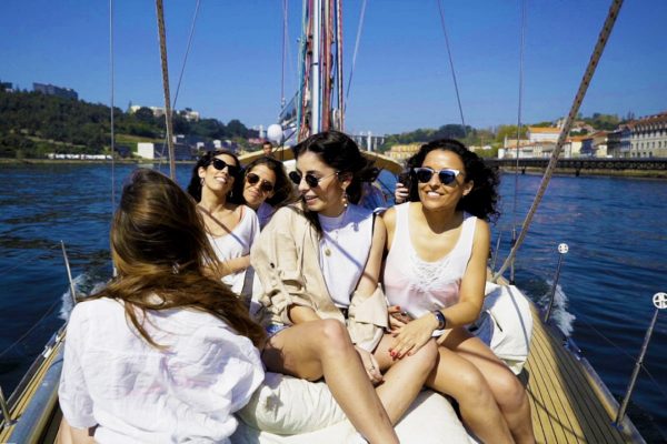 17250-sightseeing-boat-tour-in-porto-1676481405