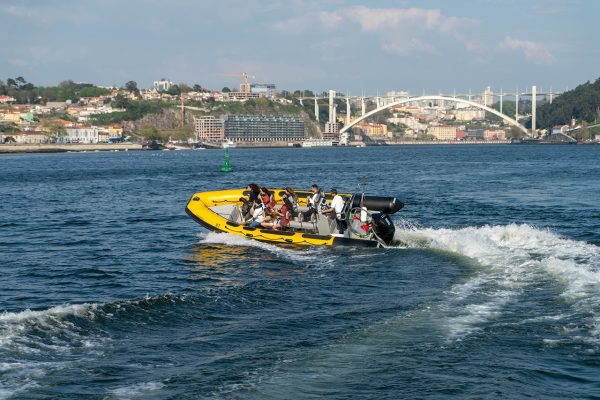 17282-speed-boat-tour-in-douro-river-1676477477