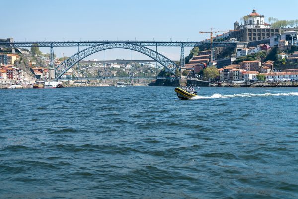 17283-speed-boat-tour-in-douro-river-1676477477