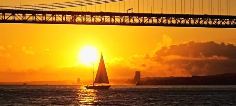 18037-sailboat-sunset-tour-in-lisbon-1677587389