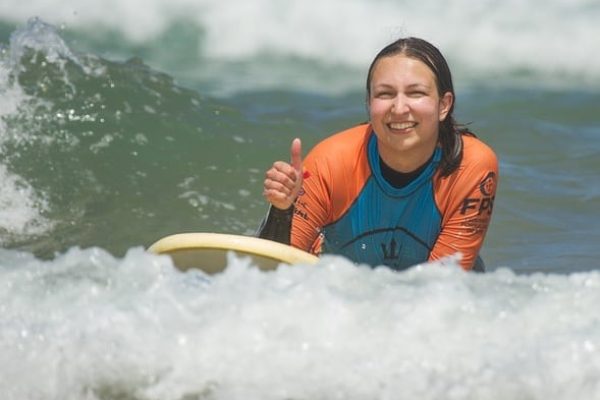 18081-private-group-surf-lesson-from-carvoeiro-1677772503