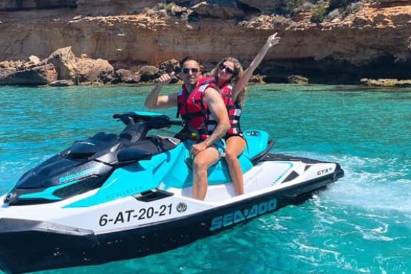 18178-jet-ski-rental-without-a-licence-in-ibiza-1678030096