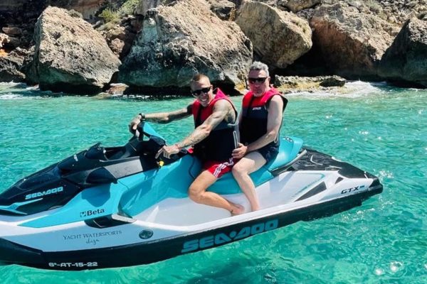 18186-jet-ski-rental-without-a-licence-in-ibiza-1678030097