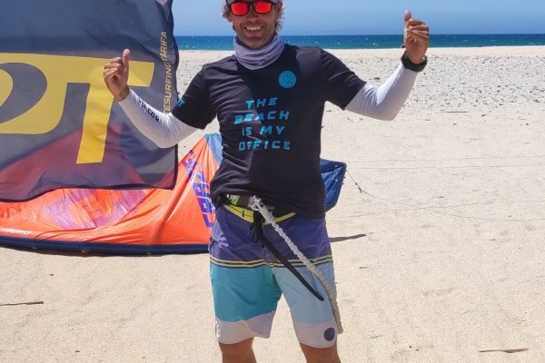 18648-learn-to-kitesurf-in-tarifa-1678707560