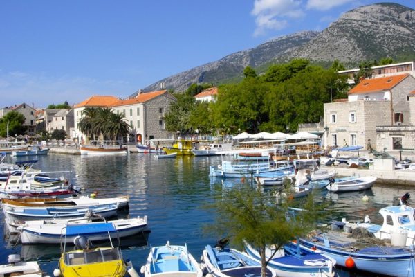 1868-boat-trip-from-trogir-to-hvar-1575397760