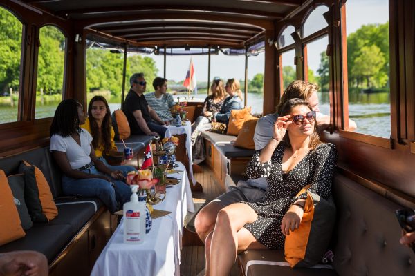 18714-luxury-boat-tour-in-amsterdam-1679066079