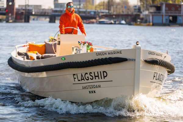 18731-boat-trip-in-amsterdam-1679067527