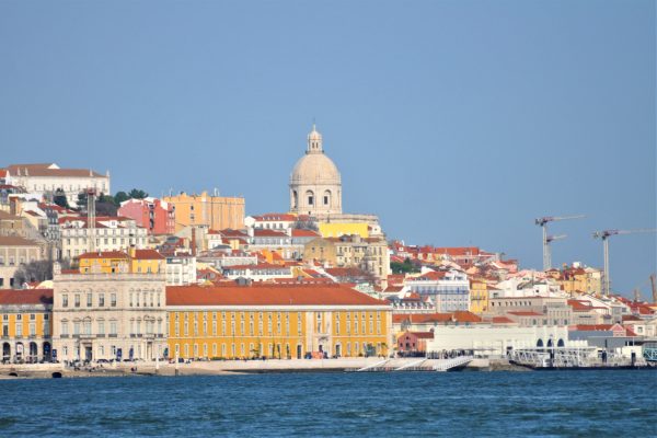 18810-sunset-sailing-tour-to-discover-lisbon-1679153871