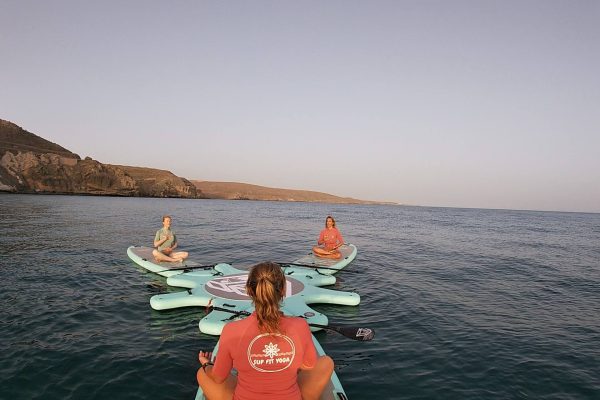 19285-sup-sup-yoga-in-gran-canaria-1680174068