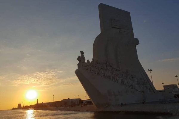 1940-private-sunset-sailing-in-lisbon-1575397789